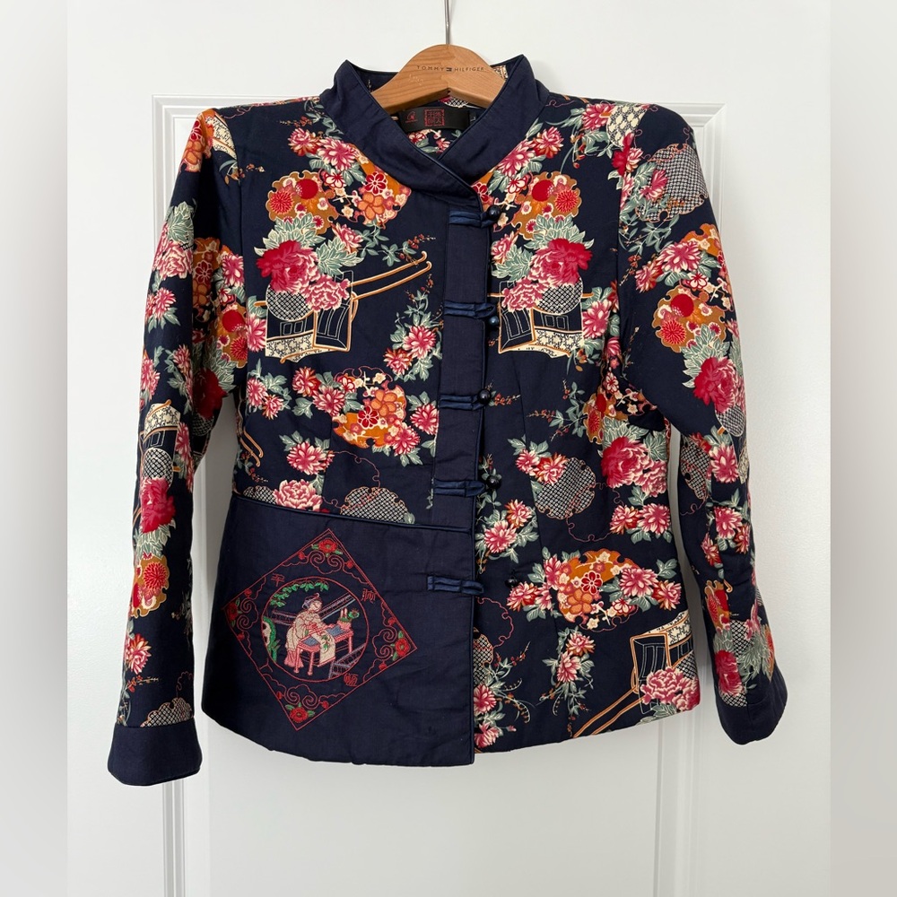 Insulated oriental jacket